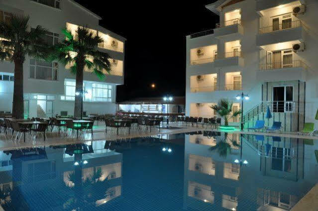 Lambada Hotel Алтынолук Экстерьер фото
